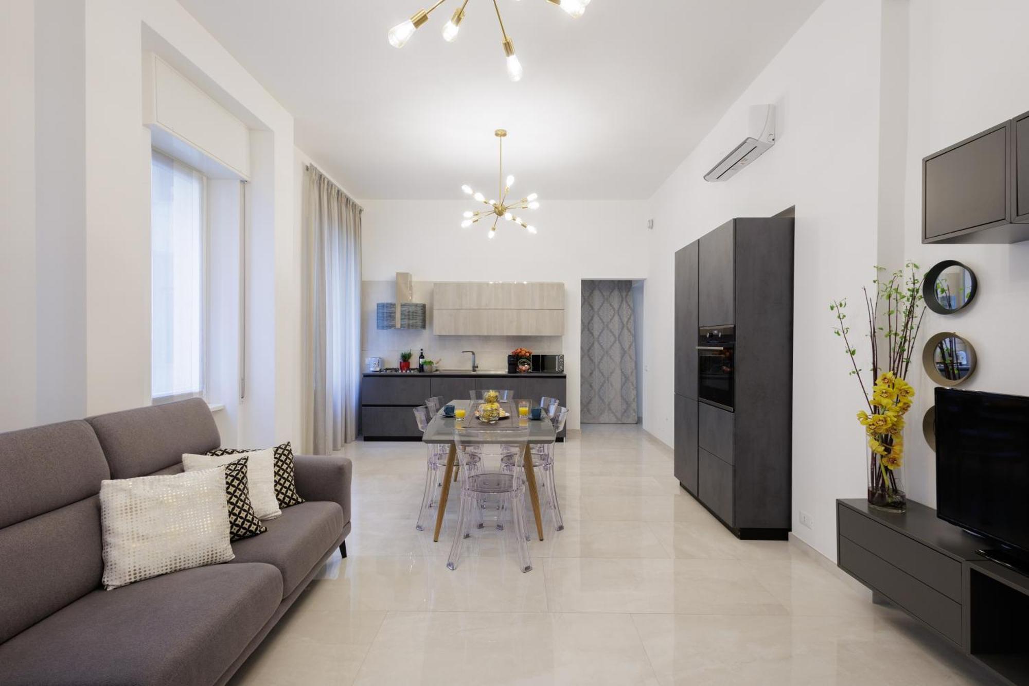 Genoa Lux Apartments With Parking Екстериор снимка