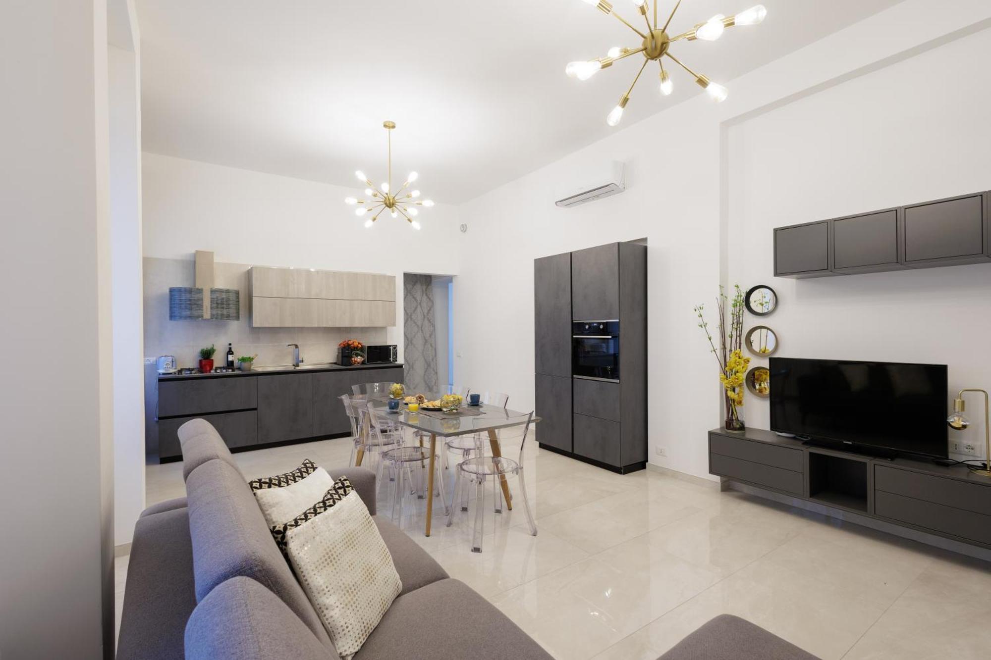 Genoa Lux Apartments With Parking Екстериор снимка