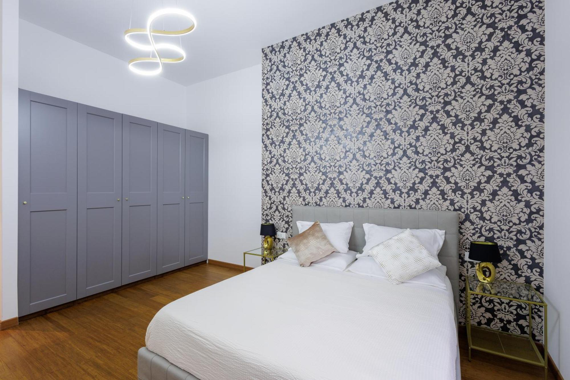 Genoa Lux Apartments With Parking Екстериор снимка