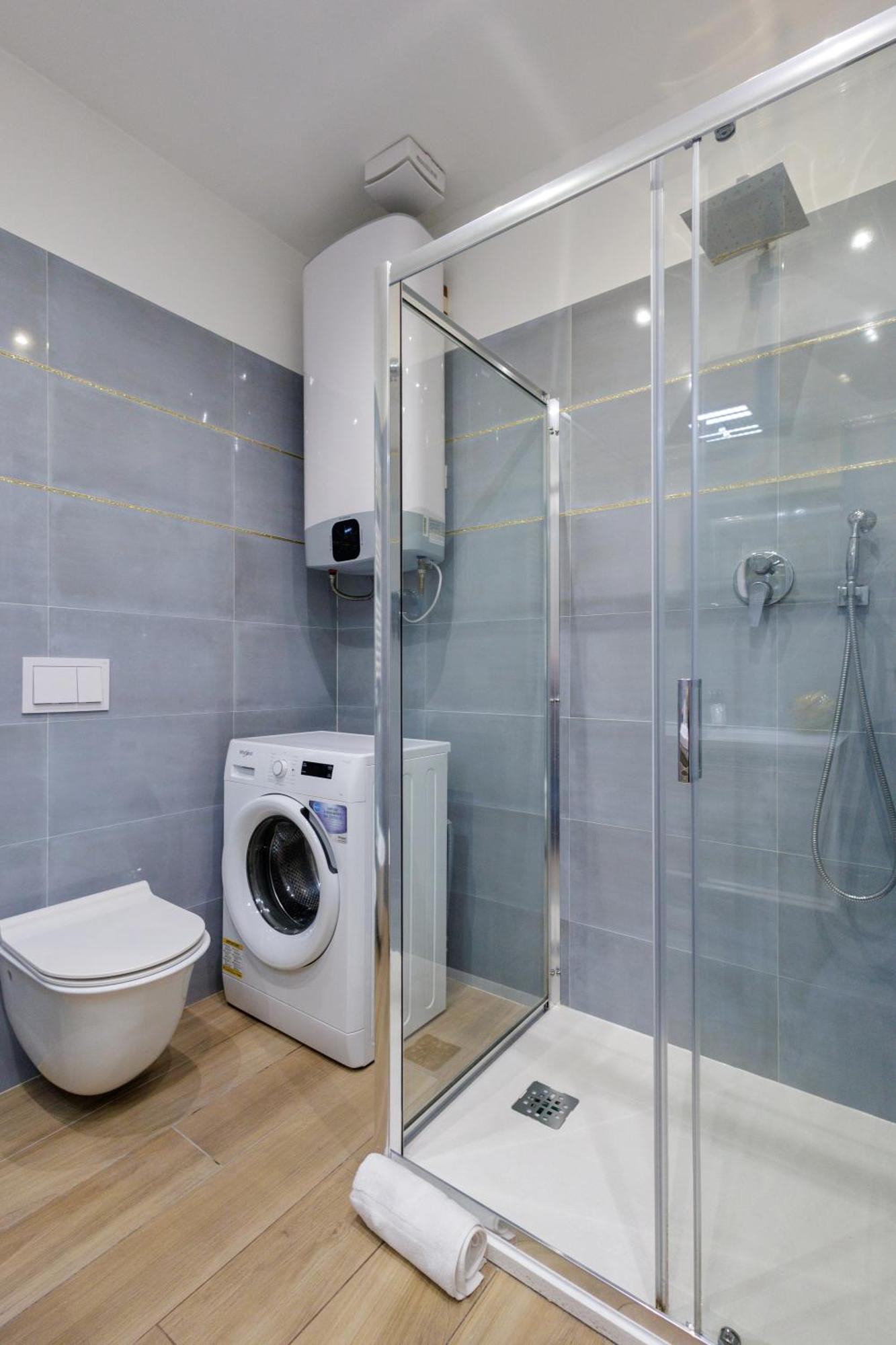 Genoa Lux Apartments With Parking Екстериор снимка