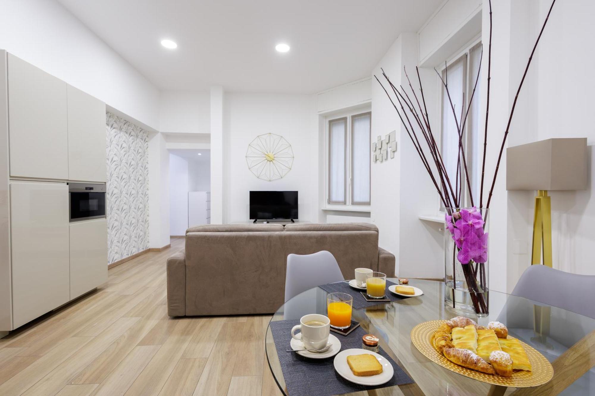 Genoa Lux Apartments With Parking Екстериор снимка